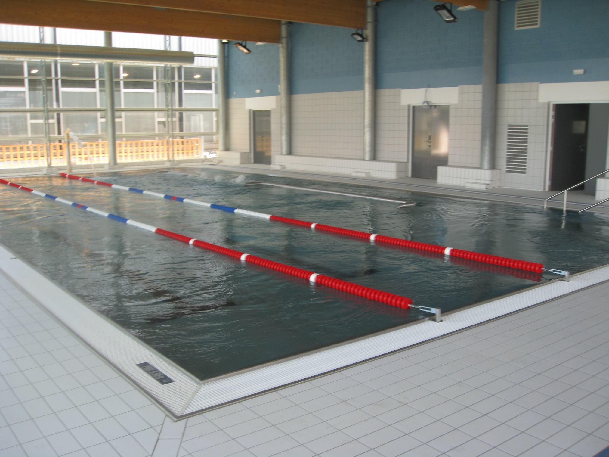 bassin d'apprentissage de la piscine le Kubdo de Ste Foy lès Lyon