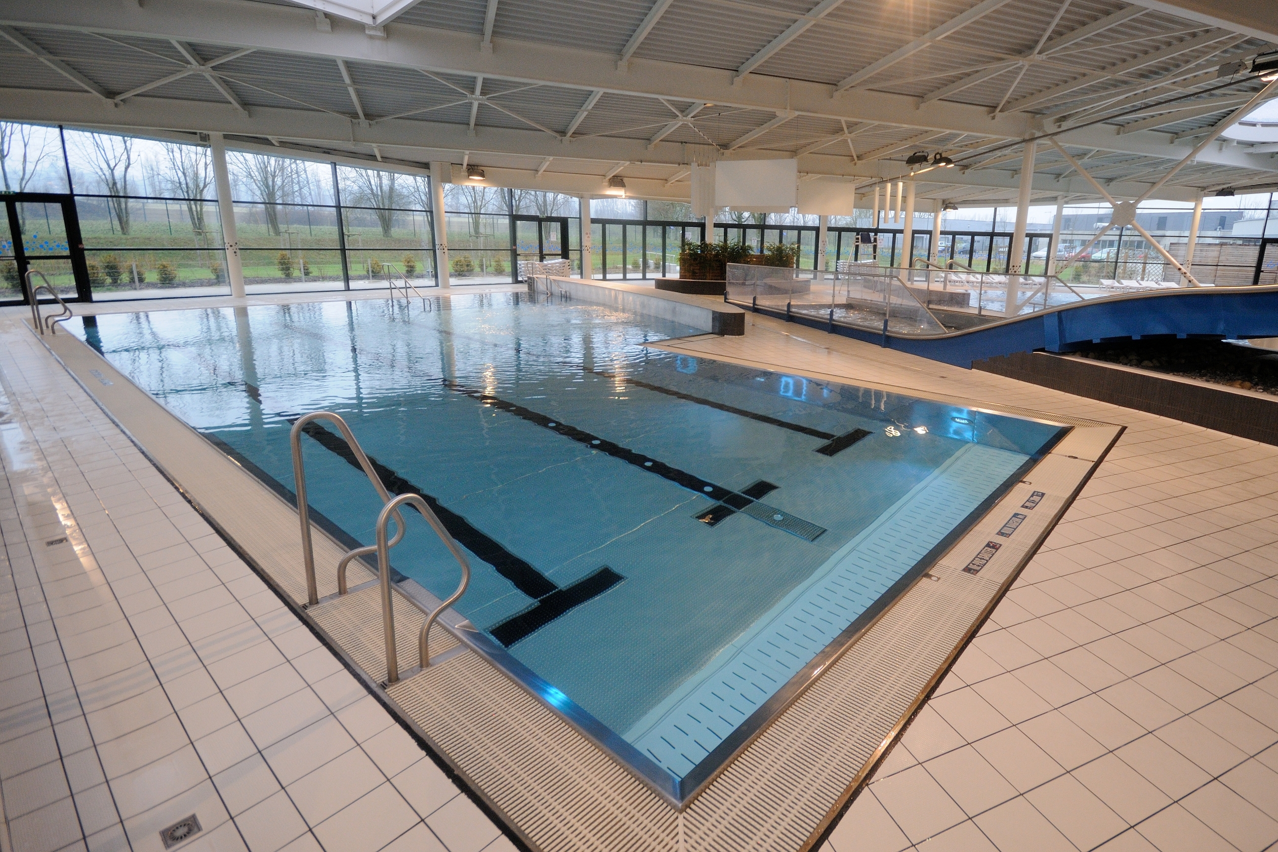 Bassin ludique de la piscine La Citédo de Sochaux